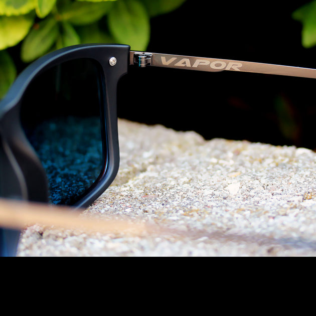 VAPOR - Black/Gun Metal Red Mirror – EIGHT Canada